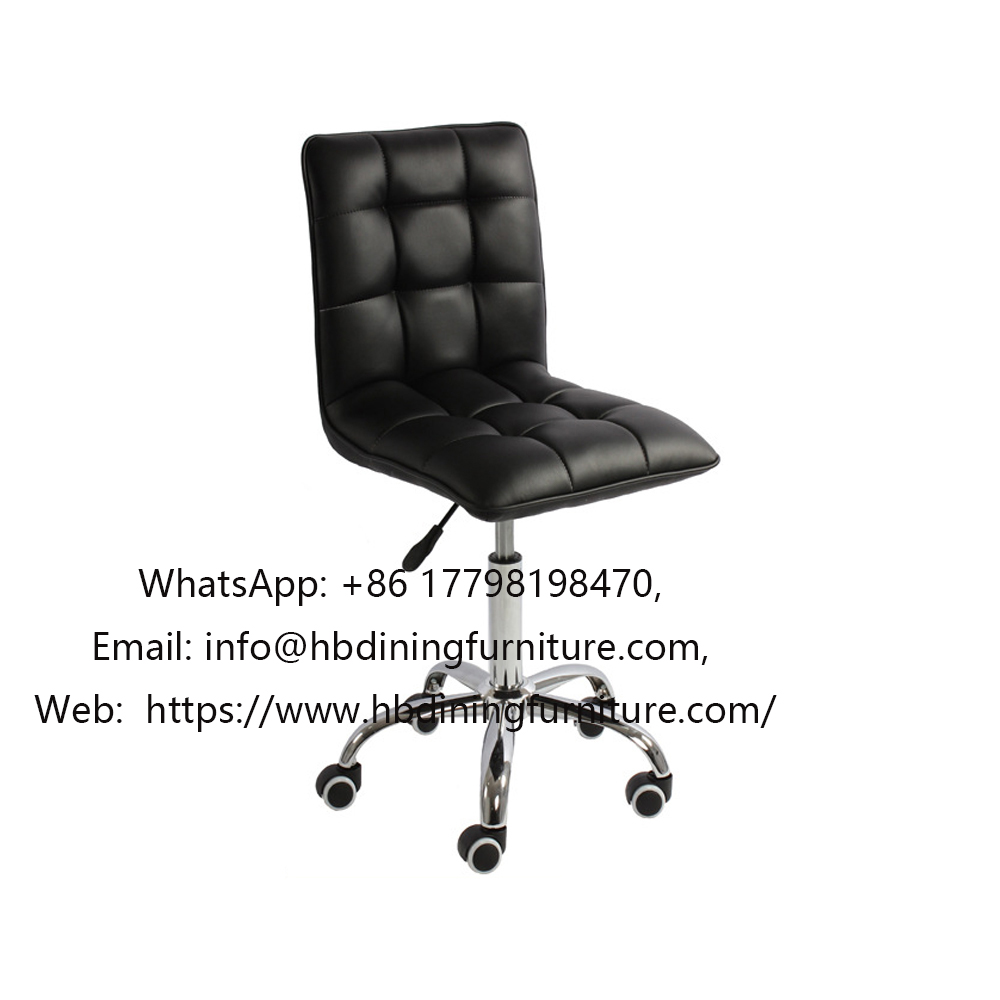 Plaid five-claw wheel leather office chair