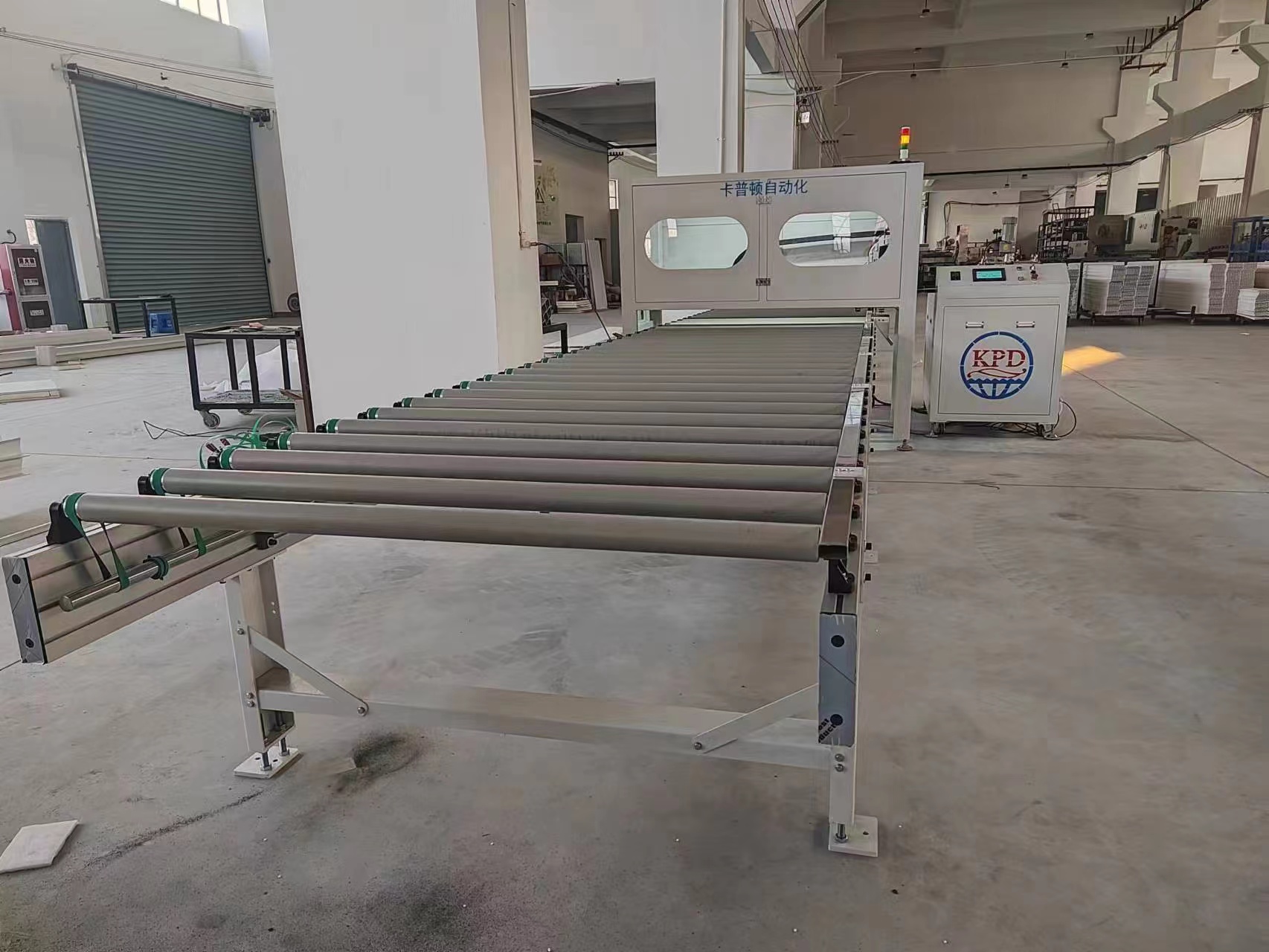 Fully Automatic Laminating Pouring Machine for Single Operator Can Complete Glue Spraying